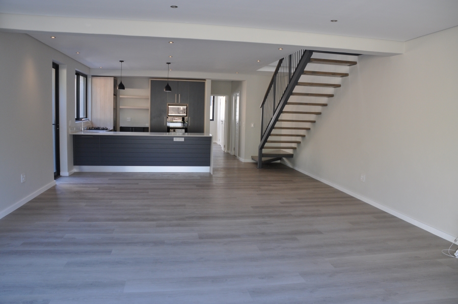 4 Bedroom Property for Sale in Hout Bay Western Cape